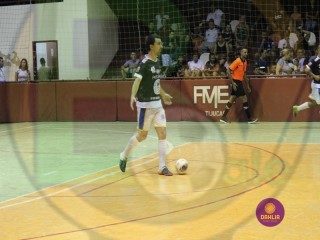 
<a style='margin-left: 5px;' class='btn btn-xs btn-social btn-facebook' href='https://www.facebook.com/sharer/sharer.php?u=https://www.boladovale.com.br/imgs/800-800-90/conteudo/fotos/1434/img7406.jpg' rel='popup' data-width='500' data-height='400'><i class='fa fa-facebook'></i>Compartilhar <span class='hidden-xs'>no Facebook</span>
</a> 
<a class='btn btn-default btn-xs' target='_blank' href='imgs/800-800-90/conteudo/fotos/1434/img7406.jpg'>
<span class='glyphicon glyphicon-cloud-download'></span> Salvar
</a> 
<span></span>