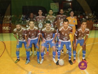 
<a style='margin-left: 5px;' class='btn btn-xs btn-social btn-facebook' href='https://www.facebook.com/sharer/sharer.php?u=https://www.boladovale.com.br/imgs/800-800-90/conteudo/fotos/1434/img7539.jpg' rel='popup' data-width='500' data-height='400'><i class='fa fa-facebook'></i>Compartilhar <span class='hidden-xs'>no Facebook</span>
</a> 
<a class='btn btn-default btn-xs' target='_blank' href='imgs/800-800-90/conteudo/fotos/1434/img7539.jpg'>
<span class='glyphicon glyphicon-cloud-download'></span> Salvar
</a> 
<span></span>