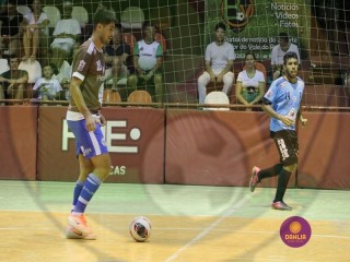 
<a style='margin-left: 5px;' class='btn btn-xs btn-social btn-facebook' href='https://www.facebook.com/sharer/sharer.php?u=https://www.boladovale.com.br/imgs/800-800-90/conteudo/fotos/1434/img7564.jpg' rel='popup' data-width='500' data-height='400'><i class='fa fa-facebook'></i>Compartilhar <span class='hidden-xs'>no Facebook</span>
</a> 
<a class='btn btn-default btn-xs' target='_blank' href='imgs/800-800-90/conteudo/fotos/1434/img7564.jpg'>
<span class='glyphicon glyphicon-cloud-download'></span> Salvar
</a> 
<span></span>