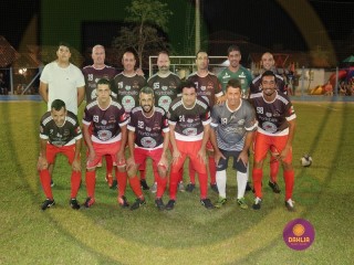 
<a style='margin-left: 5px;' class='btn btn-xs btn-social btn-facebook' href='https://www.facebook.com/sharer/sharer.php?u=https://www.boladovale.com.br/imgs/800-800-90/conteudo/fotos/1435/img7698.jpg' rel='popup' data-width='500' data-height='400'><i class='fa fa-facebook'></i>Compartilhar <span class='hidden-xs'>no Facebook</span>
</a> 
<a class='btn btn-default btn-xs' target='_blank' href='imgs/800-800-90/conteudo/fotos/1435/img7698.jpg'>
<span class='glyphicon glyphicon-cloud-download'></span> Salvar
</a> 
<span></span>