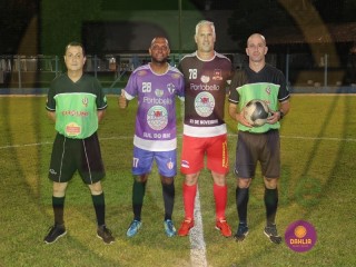 
<a style='margin-left: 5px;' class='btn btn-xs btn-social btn-facebook' href='https://www.facebook.com/sharer/sharer.php?u=https://www.boladovale.com.br/imgs/800-800-90/conteudo/fotos/1435/img7702.jpg' rel='popup' data-width='500' data-height='400'><i class='fa fa-facebook'></i>Compartilhar <span class='hidden-xs'>no Facebook</span>
</a> 
<a class='btn btn-default btn-xs' target='_blank' href='imgs/800-800-90/conteudo/fotos/1435/img7702.jpg'>
<span class='glyphicon glyphicon-cloud-download'></span> Salvar
</a> 
<span></span>