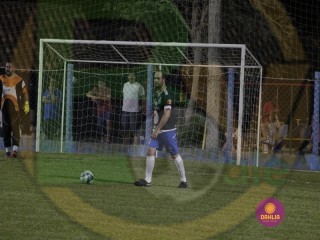 
<a style='margin-left: 5px;' class='btn btn-xs btn-social btn-facebook' href='https://www.facebook.com/sharer/sharer.php?u=https://www.boladovale.com.br/imgs/800-800-90/conteudo/fotos/1435/mg7654.jpg' rel='popup' data-width='500' data-height='400'><i class='fa fa-facebook'></i>Compartilhar <span class='hidden-xs'>no Facebook</span>
</a> 
<a class='btn btn-default btn-xs' target='_blank' href='imgs/800-800-90/conteudo/fotos/1435/mg7654.jpg'>
<span class='glyphicon glyphicon-cloud-download'></span> Salvar
</a> 
<span></span>