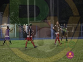 
<a style='margin-left: 5px;' class='btn btn-xs btn-social btn-facebook' href='https://www.facebook.com/sharer/sharer.php?u=https://www.boladovale.com.br/imgs/800-800-90/conteudo/fotos/1435/mg7713.jpg' rel='popup' data-width='500' data-height='400'><i class='fa fa-facebook'></i>Compartilhar <span class='hidden-xs'>no Facebook</span>
</a> 
<a class='btn btn-default btn-xs' target='_blank' href='imgs/800-800-90/conteudo/fotos/1435/mg7713.jpg'>
<span class='glyphicon glyphicon-cloud-download'></span> Salvar
</a> 
<span></span>