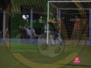 
<a style='margin-left: 5px;' class='btn btn-xs btn-social btn-facebook' href='https://www.facebook.com/sharer/sharer.php?u=https://www.boladovale.com.br/imgs/800-800-90/conteudo/fotos/1435/mg7751.jpg' rel='popup' data-width='500' data-height='400'><i class='fa fa-facebook'></i>Compartilhar <span class='hidden-xs'>no Facebook</span>
</a> 
<a class='btn btn-default btn-xs' target='_blank' href='imgs/800-800-90/conteudo/fotos/1435/mg7751.jpg'>
<span class='glyphicon glyphicon-cloud-download'></span> Salvar
</a> 
<span></span>