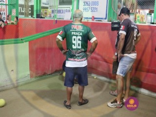 
<a style='margin-left: 5px;' class='btn btn-xs btn-social btn-facebook' href='https://www.facebook.com/sharer/sharer.php?u=https://www.boladovale.com.br/imgs/800-800-90/conteudo/fotos/1436/img7792.jpg' rel='popup' data-width='500' data-height='400'><i class='fa fa-facebook'></i>Compartilhar <span class='hidden-xs'>no Facebook</span>
</a> 
<a class='btn btn-default btn-xs' target='_blank' href='imgs/800-800-90/conteudo/fotos/1436/img7792.jpg'>
<span class='glyphicon glyphicon-cloud-download'></span> Salvar
</a> 
<span></span>