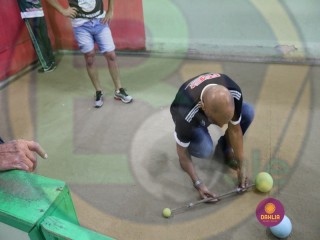 
<a style='margin-left: 5px;' class='btn btn-xs btn-social btn-facebook' href='https://www.facebook.com/sharer/sharer.php?u=https://www.boladovale.com.br/imgs/800-800-90/conteudo/fotos/1436/img7797.jpg' rel='popup' data-width='500' data-height='400'><i class='fa fa-facebook'></i>Compartilhar <span class='hidden-xs'>no Facebook</span>
</a> 
<a class='btn btn-default btn-xs' target='_blank' href='imgs/800-800-90/conteudo/fotos/1436/img7797.jpg'>
<span class='glyphicon glyphicon-cloud-download'></span> Salvar
</a> 
<span></span>
