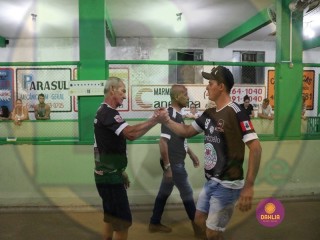 
<a style='margin-left: 5px;' class='btn btn-xs btn-social btn-facebook' href='https://www.facebook.com/sharer/sharer.php?u=https://www.boladovale.com.br/imgs/800-800-90/conteudo/fotos/1436/img7809.jpg' rel='popup' data-width='500' data-height='400'><i class='fa fa-facebook'></i>Compartilhar <span class='hidden-xs'>no Facebook</span>
</a> 
<a class='btn btn-default btn-xs' target='_blank' href='imgs/800-800-90/conteudo/fotos/1436/img7809.jpg'>
<span class='glyphicon glyphicon-cloud-download'></span> Salvar
</a> 
<span></span>