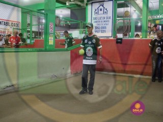 
<a style='margin-left: 5px;' class='btn btn-xs btn-social btn-facebook' href='https://www.facebook.com/sharer/sharer.php?u=https://www.boladovale.com.br/imgs/800-800-90/conteudo/fotos/1436/img7843.jpg' rel='popup' data-width='500' data-height='400'><i class='fa fa-facebook'></i>Compartilhar <span class='hidden-xs'>no Facebook</span>
</a> 
<a class='btn btn-default btn-xs' target='_blank' href='imgs/800-800-90/conteudo/fotos/1436/img7843.jpg'>
<span class='glyphicon glyphicon-cloud-download'></span> Salvar
</a> 
<span></span>