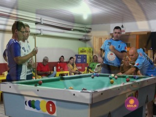 
<a style='margin-left: 5px;' class='btn btn-xs btn-social btn-facebook' href='https://www.facebook.com/sharer/sharer.php?u=https://www.boladovale.com.br/imgs/800-800-90/conteudo/fotos/1437/img7908.jpg' rel='popup' data-width='500' data-height='400'><i class='fa fa-facebook'></i>Compartilhar <span class='hidden-xs'>no Facebook</span>
</a> 
<a class='btn btn-default btn-xs' target='_blank' href='imgs/800-800-90/conteudo/fotos/1437/img7908.jpg'>
<span class='glyphicon glyphicon-cloud-download'></span> Salvar
</a> 
<span></span>