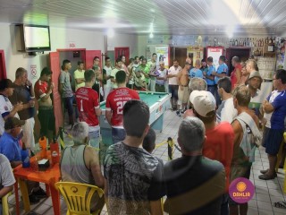 
<a style='margin-left: 5px;' class='btn btn-xs btn-social btn-facebook' href='https://www.facebook.com/sharer/sharer.php?u=https://www.boladovale.com.br/imgs/800-800-90/conteudo/fotos/1437/img7935.jpg' rel='popup' data-width='500' data-height='400'><i class='fa fa-facebook'></i>Compartilhar <span class='hidden-xs'>no Facebook</span>
</a> 
<a class='btn btn-default btn-xs' target='_blank' href='imgs/800-800-90/conteudo/fotos/1437/img7935.jpg'>
<span class='glyphicon glyphicon-cloud-download'></span> Salvar
</a> 
<span></span>