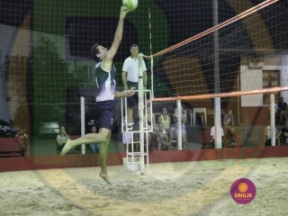 
<a style='margin-left: 5px;' class='btn btn-xs btn-social btn-facebook' href='https://www.facebook.com/sharer/sharer.php?u=https://www.boladovale.com.br/imgs/800-800-90/conteudo/fotos/1438/img8025.jpg' rel='popup' data-width='500' data-height='400'><i class='fa fa-facebook'></i>Compartilhar <span class='hidden-xs'>no Facebook</span>
</a> 
<a class='btn btn-default btn-xs' target='_blank' href='imgs/800-800-90/conteudo/fotos/1438/img8025.jpg'>
<span class='glyphicon glyphicon-cloud-download'></span> Salvar
</a> 
<span></span>