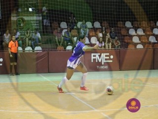 
<a style='margin-left: 5px;' class='btn btn-xs btn-social btn-facebook' href='https://www.facebook.com/sharer/sharer.php?u=https://www.boladovale.com.br/imgs/800-800-90/conteudo/fotos/1439/img7935.jpg' rel='popup' data-width='500' data-height='400'><i class='fa fa-facebook'></i>Compartilhar <span class='hidden-xs'>no Facebook</span>
</a> 
<a class='btn btn-default btn-xs' target='_blank' href='imgs/800-800-90/conteudo/fotos/1439/img7935.jpg'>
<span class='glyphicon glyphicon-cloud-download'></span> Salvar
</a> 
<span></span>