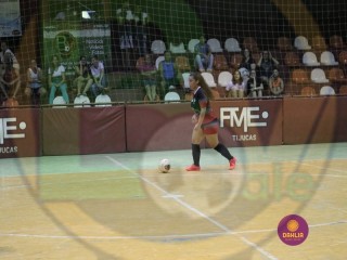 
<a style='margin-left: 5px;' class='btn btn-xs btn-social btn-facebook' href='https://www.facebook.com/sharer/sharer.php?u=https://www.boladovale.com.br/imgs/800-800-90/conteudo/fotos/1439/img7957.jpg' rel='popup' data-width='500' data-height='400'><i class='fa fa-facebook'></i>Compartilhar <span class='hidden-xs'>no Facebook</span>
</a> 
<a class='btn btn-default btn-xs' target='_blank' href='imgs/800-800-90/conteudo/fotos/1439/img7957.jpg'>
<span class='glyphicon glyphicon-cloud-download'></span> Salvar
</a> 
<span></span>