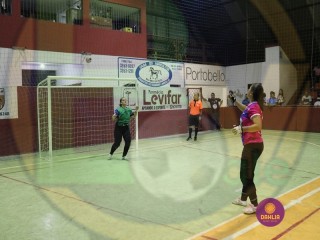 
<a style='margin-left: 5px;' class='btn btn-xs btn-social btn-facebook' href='https://www.facebook.com/sharer/sharer.php?u=https://www.boladovale.com.br/imgs/800-800-90/conteudo/fotos/1439/img8067.jpg' rel='popup' data-width='500' data-height='400'><i class='fa fa-facebook'></i>Compartilhar <span class='hidden-xs'>no Facebook</span>
</a> 
<a class='btn btn-default btn-xs' target='_blank' href='imgs/800-800-90/conteudo/fotos/1439/img8067.jpg'>
<span class='glyphicon glyphicon-cloud-download'></span> Salvar
</a> 
<span></span>