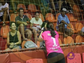 
<a style='margin-left: 5px;' class='btn btn-xs btn-social btn-facebook' href='https://www.facebook.com/sharer/sharer.php?u=https://www.boladovale.com.br/imgs/800-800-90/conteudo/fotos/1439/img8116.jpg' rel='popup' data-width='500' data-height='400'><i class='fa fa-facebook'></i>Compartilhar <span class='hidden-xs'>no Facebook</span>
</a> 
<a class='btn btn-default btn-xs' target='_blank' href='imgs/800-800-90/conteudo/fotos/1439/img8116.jpg'>
<span class='glyphicon glyphicon-cloud-download'></span> Salvar
</a> 
<span></span>