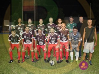 
<a style='margin-left: 5px;' class='btn btn-xs btn-social btn-facebook' href='https://www.facebook.com/sharer/sharer.php?u=https://www.boladovale.com.br/imgs/800-800-90/conteudo/fotos/1442/img8459.jpg' rel='popup' data-width='500' data-height='400'><i class='fa fa-facebook'></i>Compartilhar <span class='hidden-xs'>no Facebook</span>
</a> 
<a class='btn btn-default btn-xs' target='_blank' href='imgs/800-800-90/conteudo/fotos/1442/img8459.jpg'>
<span class='glyphicon glyphicon-cloud-download'></span> Salvar
</a> 
<span></span>