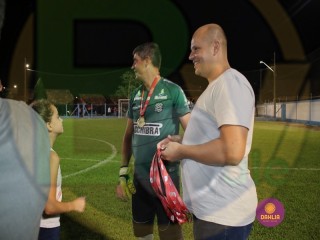 
<a style='margin-left: 5px;' class='btn btn-xs btn-social btn-facebook' href='https://www.facebook.com/sharer/sharer.php?u=https://www.boladovale.com.br/imgs/800-800-90/conteudo/fotos/1442/img8679.jpg' rel='popup' data-width='500' data-height='400'><i class='fa fa-facebook'></i>Compartilhar <span class='hidden-xs'>no Facebook</span>
</a> 
<a class='btn btn-default btn-xs' target='_blank' href='imgs/800-800-90/conteudo/fotos/1442/img8679.jpg'>
<span class='glyphicon glyphicon-cloud-download'></span> Salvar
</a> 
<span></span>