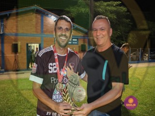 
<a style='margin-left: 5px;' class='btn btn-xs btn-social btn-facebook' href='https://www.facebook.com/sharer/sharer.php?u=https://www.boladovale.com.br/imgs/800-800-90/conteudo/fotos/1442/img8687.jpg' rel='popup' data-width='500' data-height='400'><i class='fa fa-facebook'></i>Compartilhar <span class='hidden-xs'>no Facebook</span>
</a> 
<a class='btn btn-default btn-xs' target='_blank' href='imgs/800-800-90/conteudo/fotos/1442/img8687.jpg'>
<span class='glyphicon glyphicon-cloud-download'></span> Salvar
</a> 
<span></span>