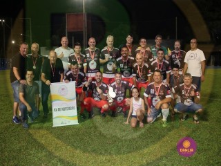 
<a style='margin-left: 5px;' class='btn btn-xs btn-social btn-facebook' href='https://www.facebook.com/sharer/sharer.php?u=https://www.boladovale.com.br/imgs/800-800-90/conteudo/fotos/1442/img8688.jpg' rel='popup' data-width='500' data-height='400'><i class='fa fa-facebook'></i>Compartilhar <span class='hidden-xs'>no Facebook</span>
</a> 
<a class='btn btn-default btn-xs' target='_blank' href='imgs/800-800-90/conteudo/fotos/1442/img8688.jpg'>
<span class='glyphicon glyphicon-cloud-download'></span> Salvar
</a> 
<span></span>