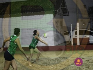 
<a style='margin-left: 5px;' class='btn btn-xs btn-social btn-facebook' href='https://www.facebook.com/sharer/sharer.php?u=https://www.boladovale.com.br/imgs/800-800-90/conteudo/fotos/1443/img8743.jpg' rel='popup' data-width='500' data-height='400'><i class='fa fa-facebook'></i>Compartilhar <span class='hidden-xs'>no Facebook</span>
</a> 
<a class='btn btn-default btn-xs' target='_blank' href='imgs/800-800-90/conteudo/fotos/1443/img8743.jpg'>
<span class='glyphicon glyphicon-cloud-download'></span> Salvar
</a> 
<span></span>