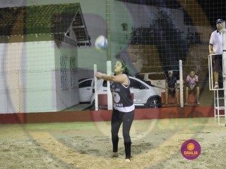 
<a style='margin-left: 5px;' class='btn btn-xs btn-social btn-facebook' href='https://www.facebook.com/sharer/sharer.php?u=https://www.boladovale.com.br/imgs/800-800-90/conteudo/fotos/1443/img8750.jpg' rel='popup' data-width='500' data-height='400'><i class='fa fa-facebook'></i>Compartilhar <span class='hidden-xs'>no Facebook</span>
</a> 
<a class='btn btn-default btn-xs' target='_blank' href='imgs/800-800-90/conteudo/fotos/1443/img8750.jpg'>
<span class='glyphicon glyphicon-cloud-download'></span> Salvar
</a> 
<span></span>