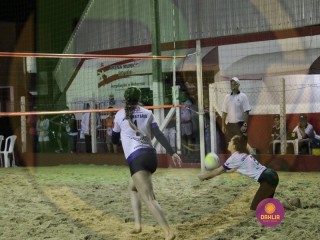 
<a style='margin-left: 5px;' class='btn btn-xs btn-social btn-facebook' href='https://www.facebook.com/sharer/sharer.php?u=https://www.boladovale.com.br/imgs/800-800-90/conteudo/fotos/1443/img8830.jpg' rel='popup' data-width='500' data-height='400'><i class='fa fa-facebook'></i>Compartilhar <span class='hidden-xs'>no Facebook</span>
</a> 
<a class='btn btn-default btn-xs' target='_blank' href='imgs/800-800-90/conteudo/fotos/1443/img8830.jpg'>
<span class='glyphicon glyphicon-cloud-download'></span> Salvar
</a> 
<span></span>