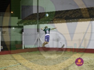 
<a style='margin-left: 5px;' class='btn btn-xs btn-social btn-facebook' href='https://www.facebook.com/sharer/sharer.php?u=https://www.boladovale.com.br/imgs/800-800-90/conteudo/fotos/1444/img9043.jpg' rel='popup' data-width='500' data-height='400'><i class='fa fa-facebook'></i>Compartilhar <span class='hidden-xs'>no Facebook</span>
</a> 
<a class='btn btn-default btn-xs' target='_blank' href='imgs/800-800-90/conteudo/fotos/1444/img9043.jpg'>
<span class='glyphicon glyphicon-cloud-download'></span> Salvar
</a> 
<span></span>