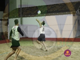 
<a style='margin-left: 5px;' class='btn btn-xs btn-social btn-facebook' href='https://www.facebook.com/sharer/sharer.php?u=https://www.boladovale.com.br/imgs/800-800-90/conteudo/fotos/1444/img9118.jpg' rel='popup' data-width='500' data-height='400'><i class='fa fa-facebook'></i>Compartilhar <span class='hidden-xs'>no Facebook</span>
</a> 
<a class='btn btn-default btn-xs' target='_blank' href='imgs/800-800-90/conteudo/fotos/1444/img9118.jpg'>
<span class='glyphicon glyphicon-cloud-download'></span> Salvar
</a> 
<span></span>