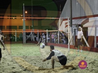 
<a style='margin-left: 5px;' class='btn btn-xs btn-social btn-facebook' href='https://www.facebook.com/sharer/sharer.php?u=https://www.boladovale.com.br/imgs/800-800-90/conteudo/fotos/1444/img9125.jpg' rel='popup' data-width='500' data-height='400'><i class='fa fa-facebook'></i>Compartilhar <span class='hidden-xs'>no Facebook</span>
</a> 
<a class='btn btn-default btn-xs' target='_blank' href='imgs/800-800-90/conteudo/fotos/1444/img9125.jpg'>
<span class='glyphicon glyphicon-cloud-download'></span> Salvar
</a> 
<span></span>
