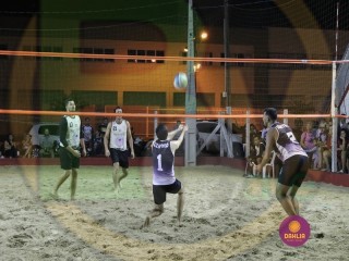 
<a style='margin-left: 5px;' class='btn btn-xs btn-social btn-facebook' href='https://www.facebook.com/sharer/sharer.php?u=https://www.boladovale.com.br/imgs/800-800-90/conteudo/fotos/1444/img9134.jpg' rel='popup' data-width='500' data-height='400'><i class='fa fa-facebook'></i>Compartilhar <span class='hidden-xs'>no Facebook</span>
</a> 
<a class='btn btn-default btn-xs' target='_blank' href='imgs/800-800-90/conteudo/fotos/1444/img9134.jpg'>
<span class='glyphicon glyphicon-cloud-download'></span> Salvar
</a> 
<span></span>