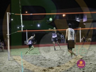 
<a style='margin-left: 5px;' class='btn btn-xs btn-social btn-facebook' href='https://www.facebook.com/sharer/sharer.php?u=https://www.boladovale.com.br/imgs/800-800-90/conteudo/fotos/1444/img9151.jpg' rel='popup' data-width='500' data-height='400'><i class='fa fa-facebook'></i>Compartilhar <span class='hidden-xs'>no Facebook</span>
</a> 
<a class='btn btn-default btn-xs' target='_blank' href='imgs/800-800-90/conteudo/fotos/1444/img9151.jpg'>
<span class='glyphicon glyphicon-cloud-download'></span> Salvar
</a> 
<span></span>