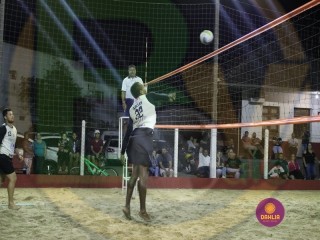 
<a style='margin-left: 5px;' class='btn btn-xs btn-social btn-facebook' href='https://www.facebook.com/sharer/sharer.php?u=https://www.boladovale.com.br/imgs/800-800-90/conteudo/fotos/1444/img9160.jpg' rel='popup' data-width='500' data-height='400'><i class='fa fa-facebook'></i>Compartilhar <span class='hidden-xs'>no Facebook</span>
</a> 
<a class='btn btn-default btn-xs' target='_blank' href='imgs/800-800-90/conteudo/fotos/1444/img9160.jpg'>
<span class='glyphicon glyphicon-cloud-download'></span> Salvar
</a> 
<span></span>