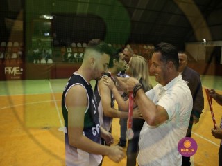 
<a style='margin-left: 5px;' class='btn btn-xs btn-social btn-facebook' href='https://www.facebook.com/sharer/sharer.php?u=https://www.boladovale.com.br/imgs/800-800-90/conteudo/fotos/1444/img9249.jpg' rel='popup' data-width='500' data-height='400'><i class='fa fa-facebook'></i>Compartilhar <span class='hidden-xs'>no Facebook</span>
</a> 
<a class='btn btn-default btn-xs' target='_blank' href='imgs/800-800-90/conteudo/fotos/1444/img9249.jpg'>
<span class='glyphicon glyphicon-cloud-download'></span> Salvar
</a> 
<span></span>