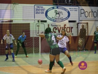 
<a style='margin-left: 5px;' class='btn btn-xs btn-social btn-facebook' href='https://www.facebook.com/sharer/sharer.php?u=https://www.boladovale.com.br/imgs/800-800-90/conteudo/fotos/1445/img8868.jpg' rel='popup' data-width='500' data-height='400'><i class='fa fa-facebook'></i>Compartilhar <span class='hidden-xs'>no Facebook</span>
</a> 
<a class='btn btn-default btn-xs' target='_blank' href='imgs/800-800-90/conteudo/fotos/1445/img8868.jpg'>
<span class='glyphicon glyphicon-cloud-download'></span> Salvar
</a> 
<span></span>