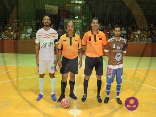 
<a style='margin-left: 5px;' class='btn btn-xs btn-social btn-facebook' href='https://www.facebook.com/sharer/sharer.php?u=https://www.boladovale.com.br/imgs/800-800-90/conteudo/fotos/1446/img8004.jpg' rel='popup' data-width='500' data-height='400'><i class='fa fa-facebook'></i>Compartilhar <span class='hidden-xs'>no Facebook</span>
</a> 
<a class='btn btn-default btn-xs' target='_blank' href='imgs/800-800-90/conteudo/fotos/1446/img8004.jpg'>
<span class='glyphicon glyphicon-cloud-download'></span> Salvar
</a> 
<span></span>