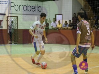 
<a style='margin-left: 5px;' class='btn btn-xs btn-social btn-facebook' href='https://www.facebook.com/sharer/sharer.php?u=https://www.boladovale.com.br/imgs/800-800-90/conteudo/fotos/1446/img9090.jpg' rel='popup' data-width='500' data-height='400'><i class='fa fa-facebook'></i>Compartilhar <span class='hidden-xs'>no Facebook</span>
</a> 
<a class='btn btn-default btn-xs' target='_blank' href='imgs/800-800-90/conteudo/fotos/1446/img9090.jpg'>
<span class='glyphicon glyphicon-cloud-download'></span> Salvar
</a> 
<span></span>