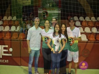 
<a style='margin-left: 5px;' class='btn btn-xs btn-social btn-facebook' href='https://www.facebook.com/sharer/sharer.php?u=https://www.boladovale.com.br/imgs/800-800-90/conteudo/fotos/1447/img9334.jpg' rel='popup' data-width='500' data-height='400'><i class='fa fa-facebook'></i>Compartilhar <span class='hidden-xs'>no Facebook</span>
</a> 
<a class='btn btn-default btn-xs' target='_blank' href='imgs/800-800-90/conteudo/fotos/1447/img9334.jpg'>
<span class='glyphicon glyphicon-cloud-download'></span> Salvar
</a> 
<span></span>