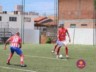 
<a style='margin-left: 5px;' class='btn btn-xs btn-social btn-facebook' href='https://www.facebook.com/sharer/sharer.php?u=https://www.boladovale.com.br/imgs/800-800-90/conteudo/fotos/1449/img0461.jpg' rel='popup' data-width='500' data-height='400'><i class='fa fa-facebook'></i>Compartilhar <span class='hidden-xs'>no Facebook</span>
</a> 
<a class='btn btn-default btn-xs' target='_blank' href='imgs/800-800-90/conteudo/fotos/1449/img0461.jpg'>
<span class='glyphicon glyphicon-cloud-download'></span> Salvar
</a> 
<span></span>