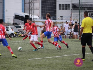 
<a style='margin-left: 5px;' class='btn btn-xs btn-social btn-facebook' href='https://www.facebook.com/sharer/sharer.php?u=https://www.boladovale.com.br/imgs/800-800-90/conteudo/fotos/1449/img0513.jpg' rel='popup' data-width='500' data-height='400'><i class='fa fa-facebook'></i>Compartilhar <span class='hidden-xs'>no Facebook</span>
</a> 
<a class='btn btn-default btn-xs' target='_blank' href='imgs/800-800-90/conteudo/fotos/1449/img0513.jpg'>
<span class='glyphicon glyphicon-cloud-download'></span> Salvar
</a> 
<span></span>