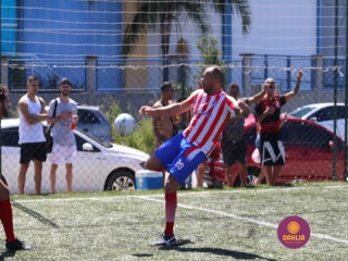 
<a style='margin-left: 5px;' class='btn btn-xs btn-social btn-facebook' href='https://www.facebook.com/sharer/sharer.php?u=https://www.boladovale.com.br/imgs/800-800-90/conteudo/fotos/1450/img0735.jpg' rel='popup' data-width='500' data-height='400'><i class='fa fa-facebook'></i>Compartilhar <span class='hidden-xs'>no Facebook</span>
</a> 
<a class='btn btn-default btn-xs' target='_blank' href='imgs/800-800-90/conteudo/fotos/1450/img0735.jpg'>
<span class='glyphicon glyphicon-cloud-download'></span> Salvar
</a> 
<span></span>