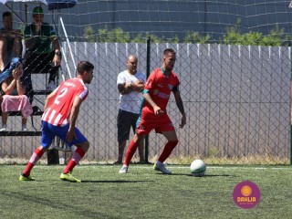 
<a style='margin-left: 5px;' class='btn btn-xs btn-social btn-facebook' href='https://www.facebook.com/sharer/sharer.php?u=https://www.boladovale.com.br/imgs/800-800-90/conteudo/fotos/1450/img0750.jpg' rel='popup' data-width='500' data-height='400'><i class='fa fa-facebook'></i>Compartilhar <span class='hidden-xs'>no Facebook</span>
</a> 
<a class='btn btn-default btn-xs' target='_blank' href='imgs/800-800-90/conteudo/fotos/1450/img0750.jpg'>
<span class='glyphicon glyphicon-cloud-download'></span> Salvar
</a> 
<span></span>