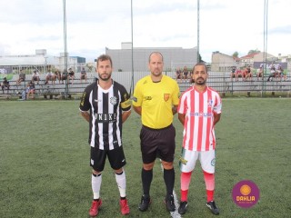 
<a style='margin-left: 5px;' class='btn btn-xs btn-social btn-facebook' href='https://www.facebook.com/sharer/sharer.php?u=https://www.boladovale.com.br/imgs/800-800-90/conteudo/fotos/1451/img0529.jpg' rel='popup' data-width='500' data-height='400'><i class='fa fa-facebook'></i>Compartilhar <span class='hidden-xs'>no Facebook</span>
</a> 
<a class='btn btn-default btn-xs' target='_blank' href='imgs/800-800-90/conteudo/fotos/1451/img0529.jpg'>
<span class='glyphicon glyphicon-cloud-download'></span> Salvar
</a> 
<span></span>