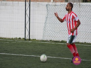 
<a style='margin-left: 5px;' class='btn btn-xs btn-social btn-facebook' href='https://www.facebook.com/sharer/sharer.php?u=https://www.boladovale.com.br/imgs/800-800-90/conteudo/fotos/1451/img0540.jpg' rel='popup' data-width='500' data-height='400'><i class='fa fa-facebook'></i>Compartilhar <span class='hidden-xs'>no Facebook</span>
</a> 
<a class='btn btn-default btn-xs' target='_blank' href='imgs/800-800-90/conteudo/fotos/1451/img0540.jpg'>
<span class='glyphicon glyphicon-cloud-download'></span> Salvar
</a> 
<span></span>