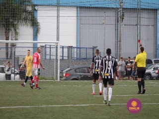 
<a style='margin-left: 5px;' class='btn btn-xs btn-social btn-facebook' href='https://www.facebook.com/sharer/sharer.php?u=https://www.boladovale.com.br/imgs/800-800-90/conteudo/fotos/1451/img0634.jpg' rel='popup' data-width='500' data-height='400'><i class='fa fa-facebook'></i>Compartilhar <span class='hidden-xs'>no Facebook</span>
</a> 
<a class='btn btn-default btn-xs' target='_blank' href='imgs/800-800-90/conteudo/fotos/1451/img0634.jpg'>
<span class='glyphicon glyphicon-cloud-download'></span> Salvar
</a> 
<span></span>