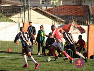 
<a style='margin-left: 5px;' class='btn btn-xs btn-social btn-facebook' href='https://www.facebook.com/sharer/sharer.php?u=https://www.boladovale.com.br/imgs/800-800-90/conteudo/fotos/1451/img0684.jpg' rel='popup' data-width='500' data-height='400'><i class='fa fa-facebook'></i>Compartilhar <span class='hidden-xs'>no Facebook</span>
</a> 
<a class='btn btn-default btn-xs' target='_blank' href='imgs/800-800-90/conteudo/fotos/1451/img0684.jpg'>
<span class='glyphicon glyphicon-cloud-download'></span> Salvar
</a> 
<span></span>