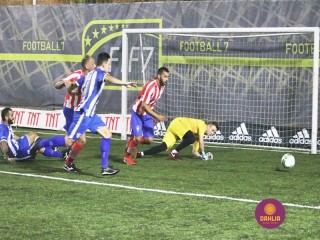 
<a style='margin-left: 5px;' class='btn btn-xs btn-social btn-facebook' href='https://www.facebook.com/sharer/sharer.php?u=https://www.boladovale.com.br/imgs/800-800-90/conteudo/fotos/1452/img1094.jpg' rel='popup' data-width='500' data-height='400'><i class='fa fa-facebook'></i>Compartilhar <span class='hidden-xs'>no Facebook</span>
</a> 
<a class='btn btn-default btn-xs' target='_blank' href='imgs/800-800-90/conteudo/fotos/1452/img1094.jpg'>
<span class='glyphicon glyphicon-cloud-download'></span> Salvar
</a> 
<span></span>