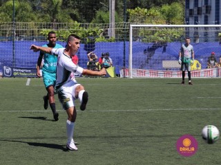 
<a style='margin-left: 5px;' class='btn btn-xs btn-social btn-facebook' href='https://www.facebook.com/sharer/sharer.php?u=https://www.boladovale.com.br/imgs/800-800-90/conteudo/fotos/1453/img1169.jpg' rel='popup' data-width='500' data-height='400'><i class='fa fa-facebook'></i>Compartilhar <span class='hidden-xs'>no Facebook</span>
</a> 
<a class='btn btn-default btn-xs' target='_blank' href='imgs/800-800-90/conteudo/fotos/1453/img1169.jpg'>
<span class='glyphicon glyphicon-cloud-download'></span> Salvar
</a> 
<span></span>