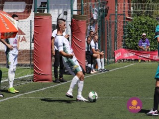 
<a style='margin-left: 5px;' class='btn btn-xs btn-social btn-facebook' href='https://www.facebook.com/sharer/sharer.php?u=https://www.boladovale.com.br/imgs/800-800-90/conteudo/fotos/1453/img1195.jpg' rel='popup' data-width='500' data-height='400'><i class='fa fa-facebook'></i>Compartilhar <span class='hidden-xs'>no Facebook</span>
</a> 
<a class='btn btn-default btn-xs' target='_blank' href='imgs/800-800-90/conteudo/fotos/1453/img1195.jpg'>
<span class='glyphicon glyphicon-cloud-download'></span> Salvar
</a> 
<span></span>