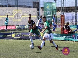
<a style='margin-left: 5px;' class='btn btn-xs btn-social btn-facebook' href='https://www.facebook.com/sharer/sharer.php?u=https://www.boladovale.com.br/imgs/800-800-90/conteudo/fotos/1454/img1272.jpg' rel='popup' data-width='500' data-height='400'><i class='fa fa-facebook'></i>Compartilhar <span class='hidden-xs'>no Facebook</span>
</a> 
<a class='btn btn-default btn-xs' target='_blank' href='imgs/800-800-90/conteudo/fotos/1454/img1272.jpg'>
<span class='glyphicon glyphicon-cloud-download'></span> Salvar
</a> 
<span></span>