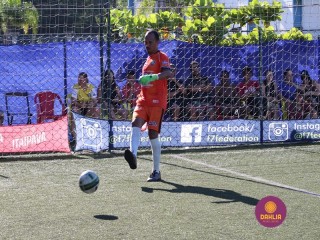 
<a style='margin-left: 5px;' class='btn btn-xs btn-social btn-facebook' href='https://www.facebook.com/sharer/sharer.php?u=https://www.boladovale.com.br/imgs/800-800-90/conteudo/fotos/1454/img1287.jpg' rel='popup' data-width='500' data-height='400'><i class='fa fa-facebook'></i>Compartilhar <span class='hidden-xs'>no Facebook</span>
</a> 
<a class='btn btn-default btn-xs' target='_blank' href='imgs/800-800-90/conteudo/fotos/1454/img1287.jpg'>
<span class='glyphicon glyphicon-cloud-download'></span> Salvar
</a> 
<span></span>